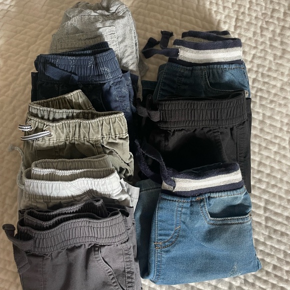 LOT OF 8 PAIRS OF SHORTS TODDLER BOY SIZE 3T - Picture 1 of 12